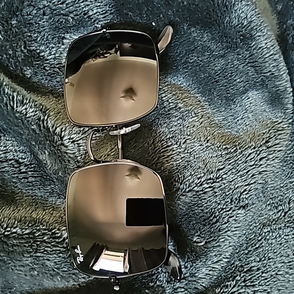 Ray-Ban sunglasses - Picture 6 of 9